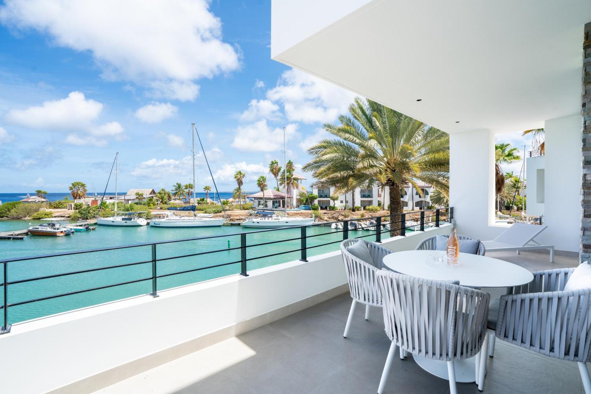 Van Der Valk Plaza Beach & Dive Resort Bonaire Playa Eksteriør billede