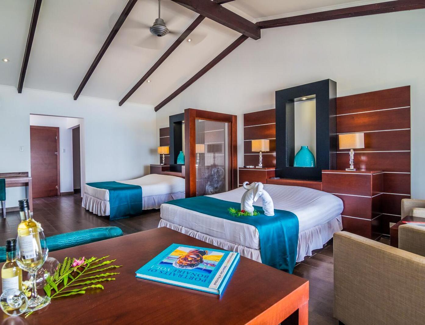Van Der Valk Plaza Beach & Dive Resort Bonaire Playa Eksteriør billede