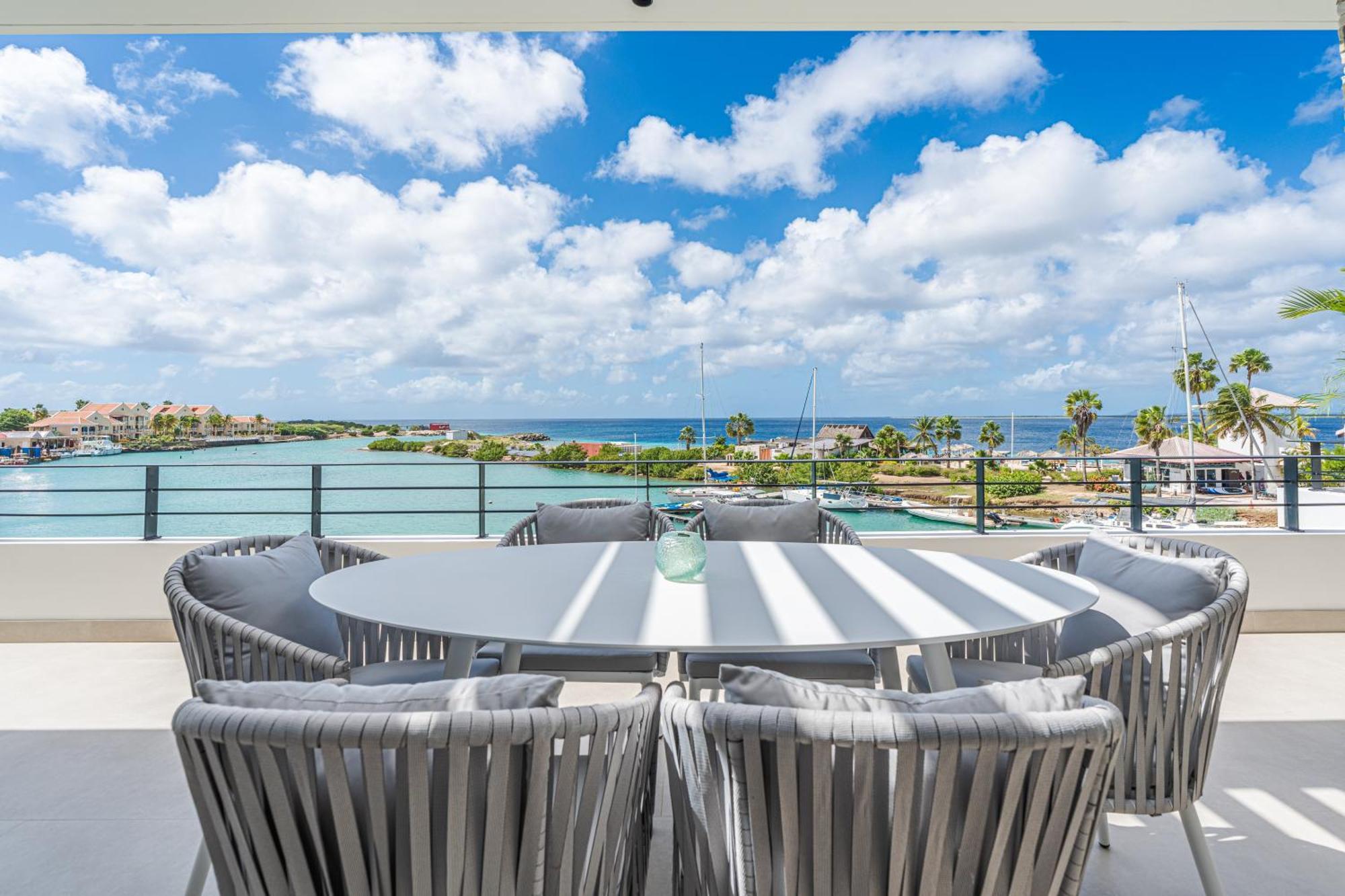 Van Der Valk Plaza Beach & Dive Resort Bonaire Playa Eksteriør billede