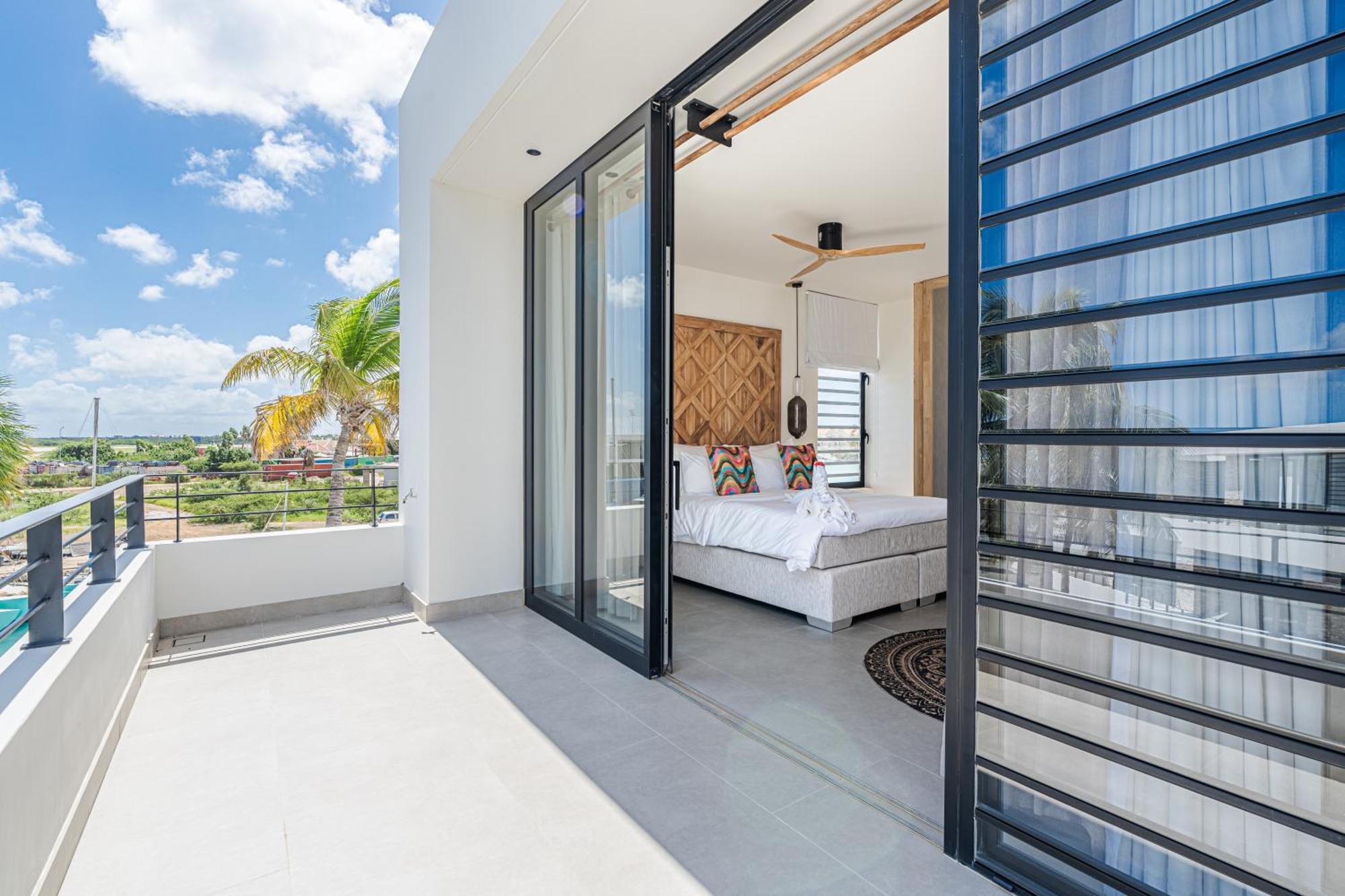 Van Der Valk Plaza Beach & Dive Resort Bonaire Playa Eksteriør billede