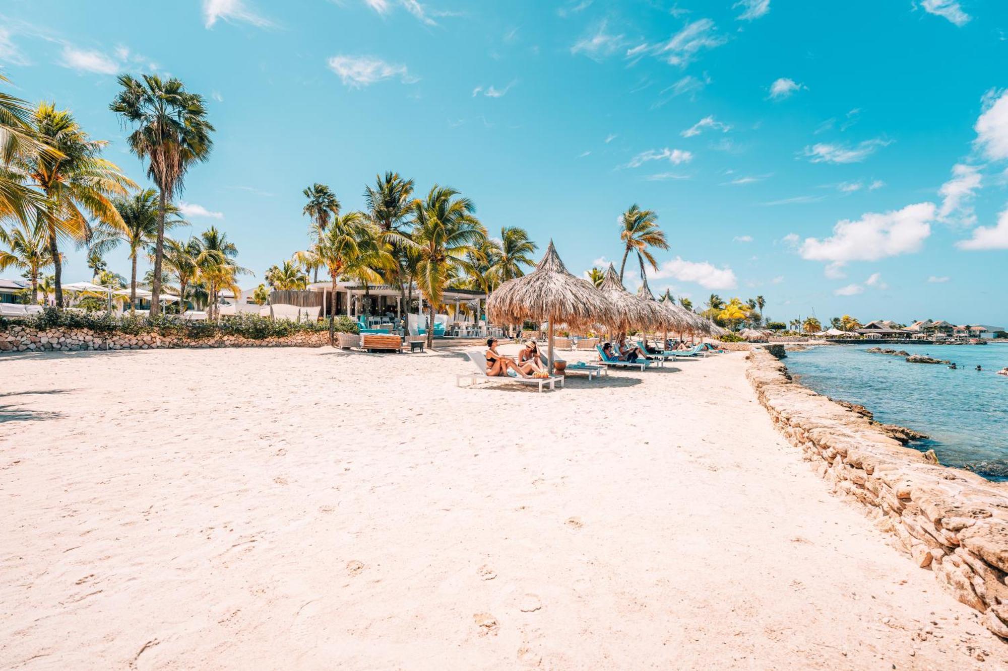 Van Der Valk Plaza Beach & Dive Resort Bonaire Playa Eksteriør billede