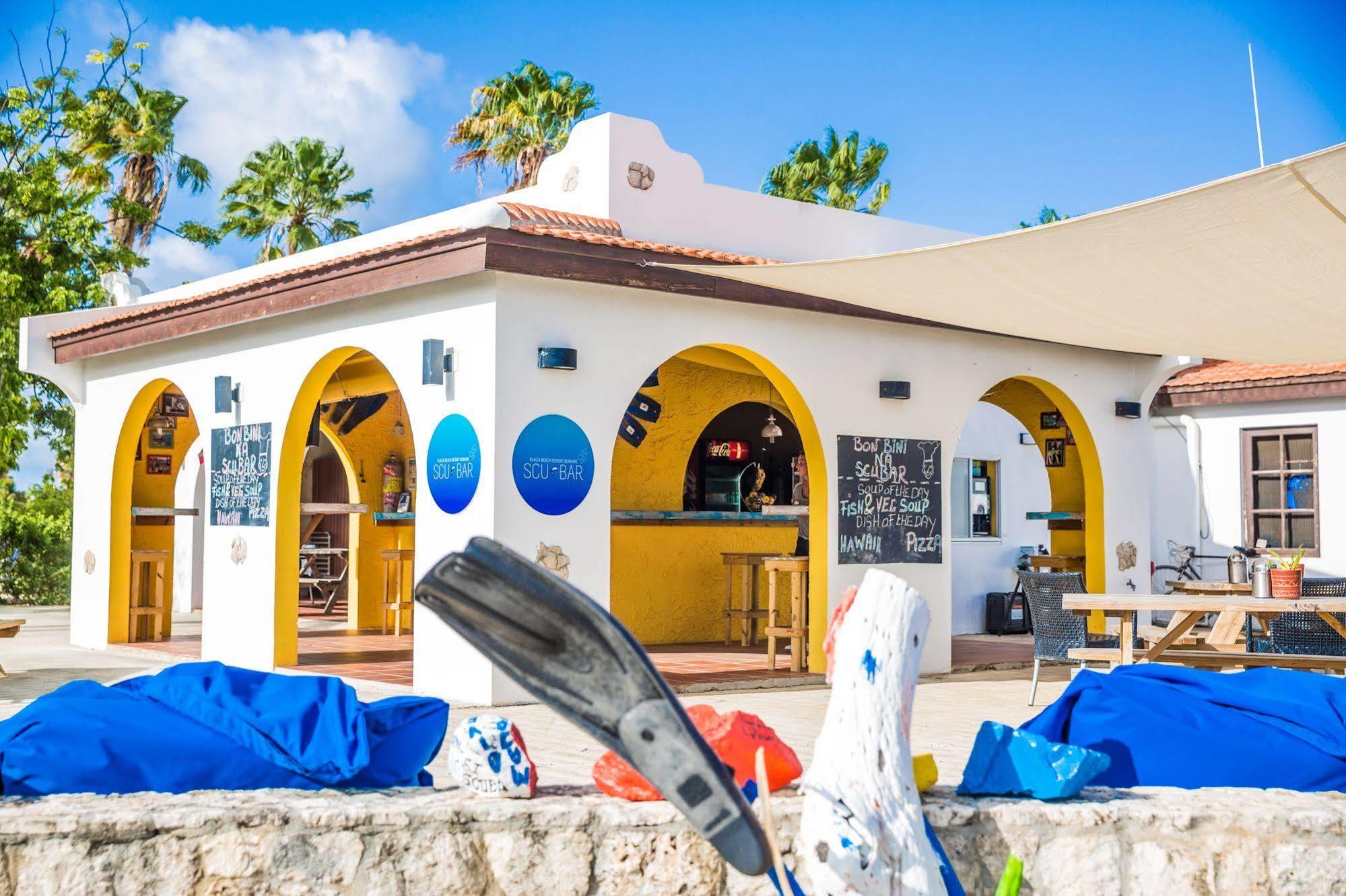 Van Der Valk Plaza Beach & Dive Resort Bonaire Playa Eksteriør billede